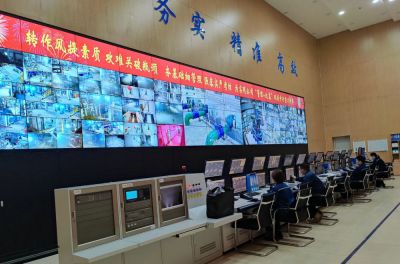 技術(shù)團(tuán)隊(duì)